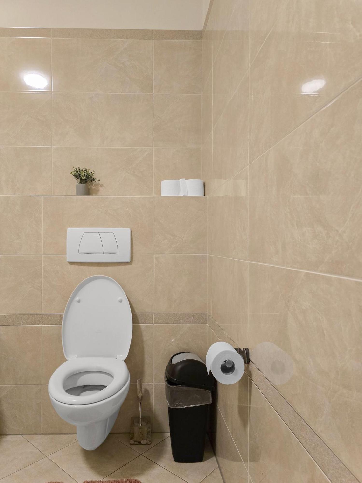 King-Size Comfort In Three Bedrooms Viena Exterior foto